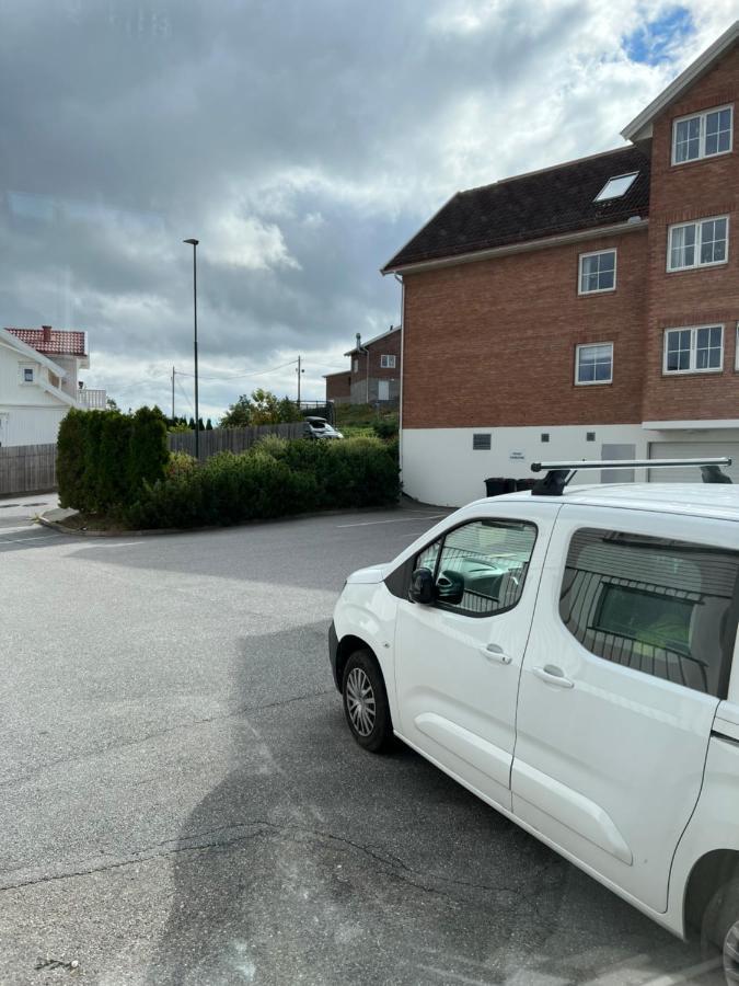 Sentralt i Fredrikstad gratis parkering Eksteriør bilde